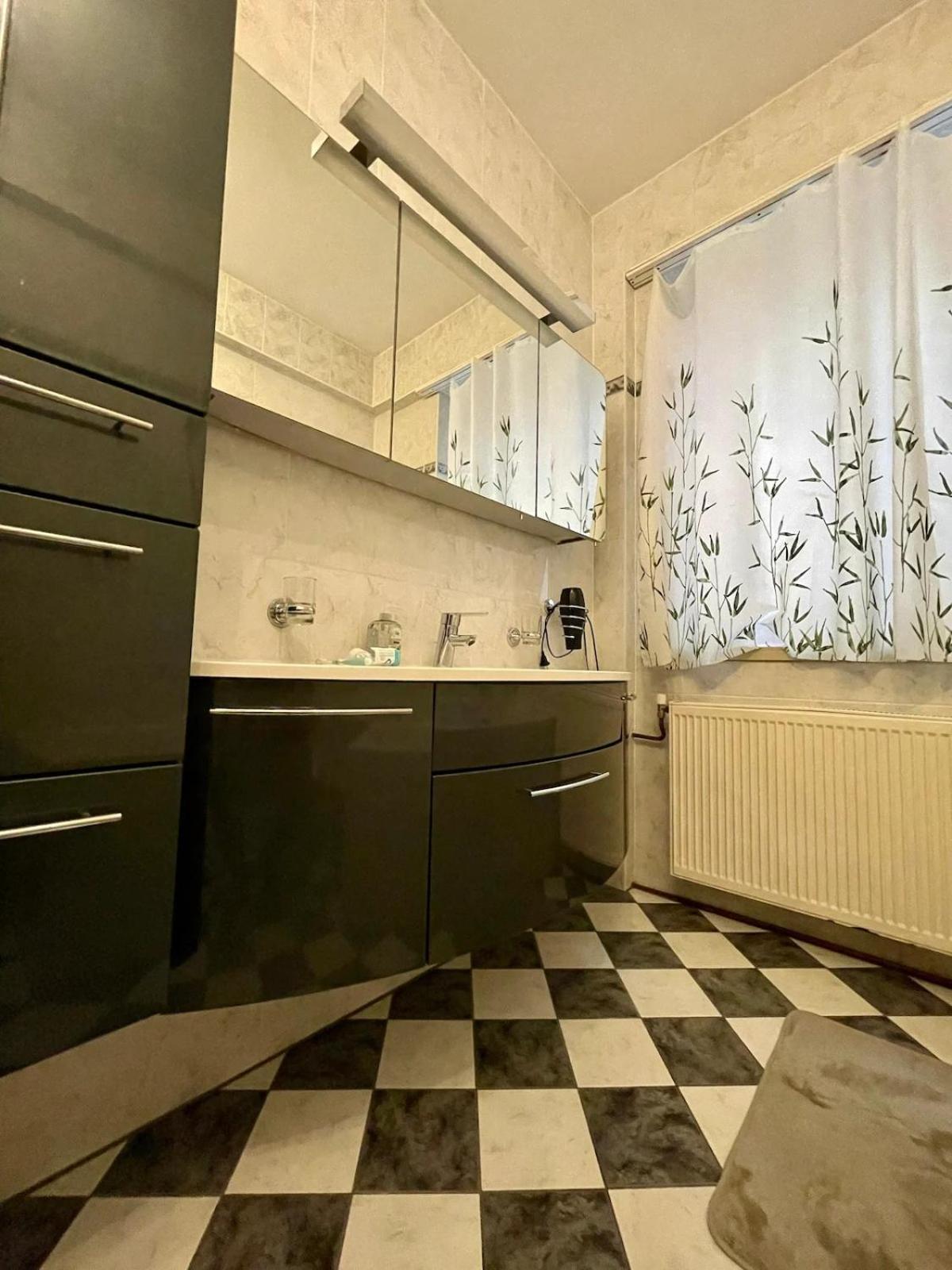 Gemutliche Wohnung Mit Super Lage Wien Eksteriør billede